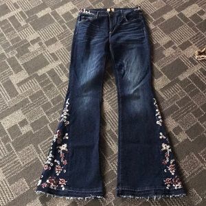 Driftwood Farrah Flower girl